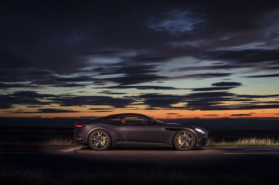  Aston Martin DBS Superleggera 2018 года  (UK) (фото 28 из 40)
